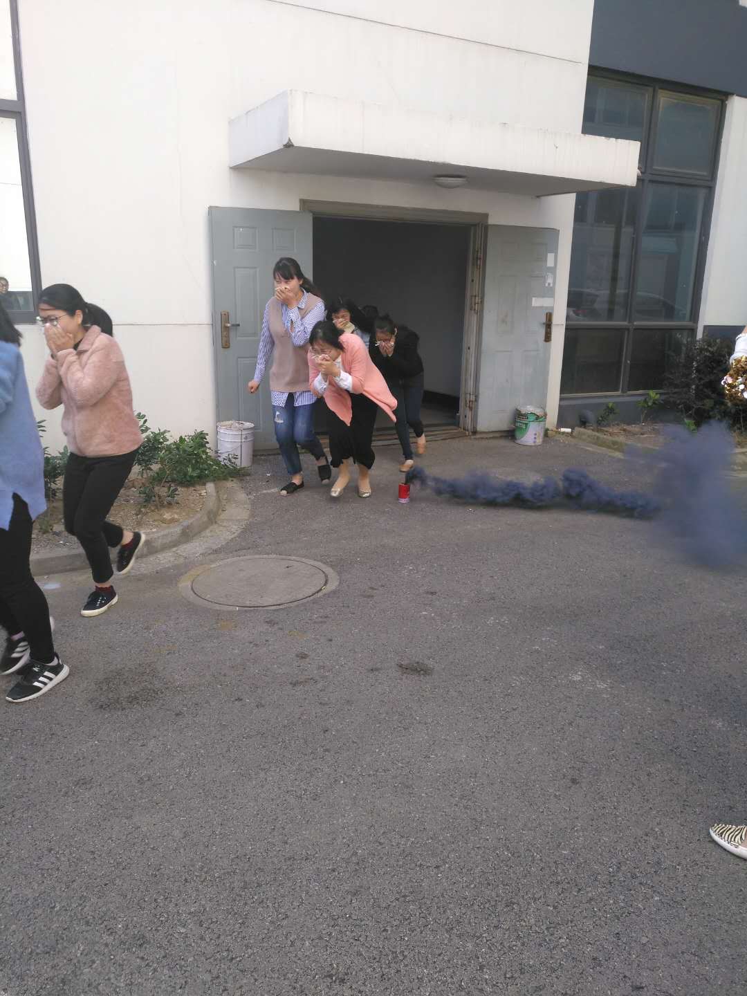 1541129504688022.jpg 消防演習1.jpg